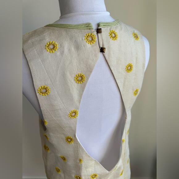 ANTHROPOLOGIE ECOTE BEIGE YELLOW KEYHOLE DRESS EMBROIDERED FLOWER MEDIUM - Picture 7 of 9